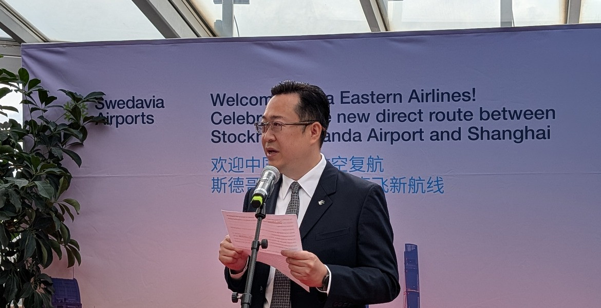 Haipin Liu från China Eastern Airlines talade vid invigningen på Arlanda.