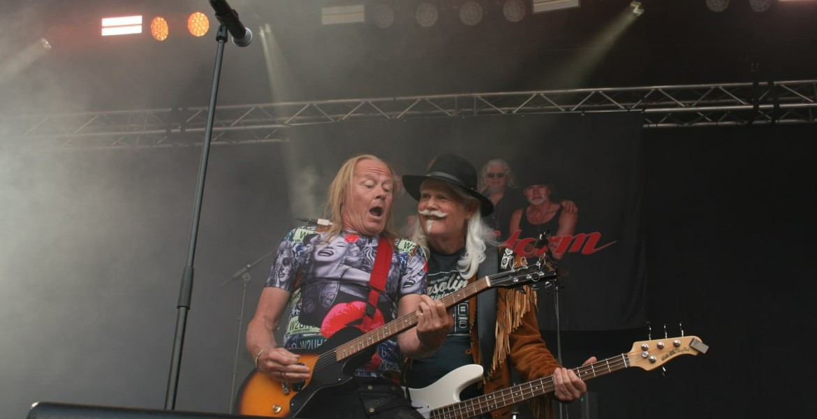 Snowstorm framför Sommarnatt under Time To Rock