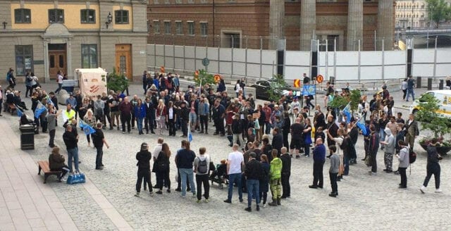 Protest mot förbud av runor