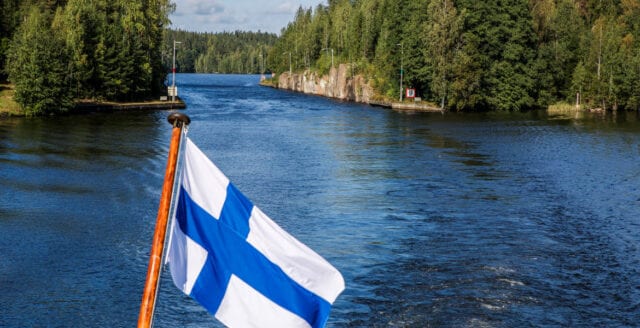 Ryssland övervägde sälja Karelen tillbaka till Finland