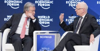 World Economic Forum och FN mobiliserar för att kväsa coronakritik