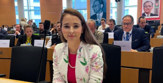 Alice Teodorescu Måve - Kristdemokraterna