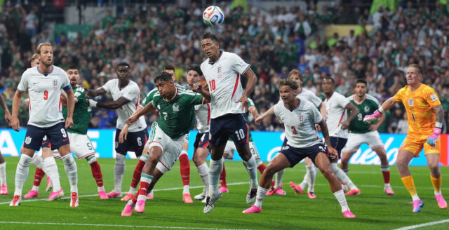 Fotbolls-VM 2026 England Mexiko