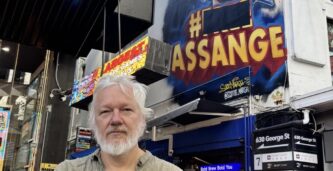 Assange tillbaka på X: ”I’m back”