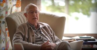 Diplomaten Sven Hirdman är död – hans uppmaning till fred lever vidare