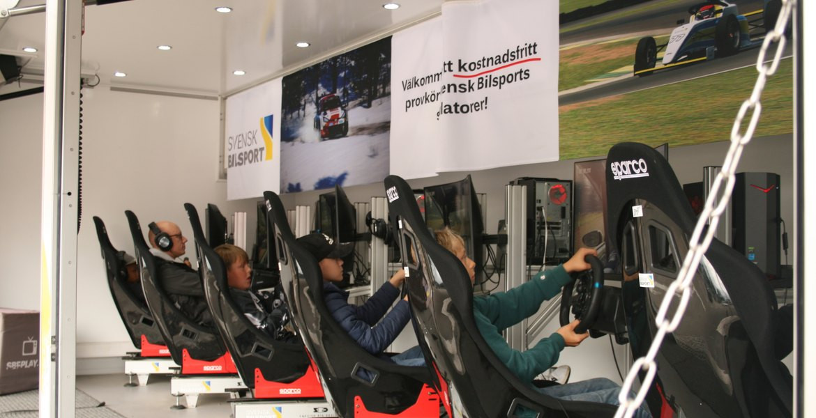 Svensk Bilsport fanns också på plats och erbjöd publik, besökare och rallybetraktare att prova på rallysportssimulatorer